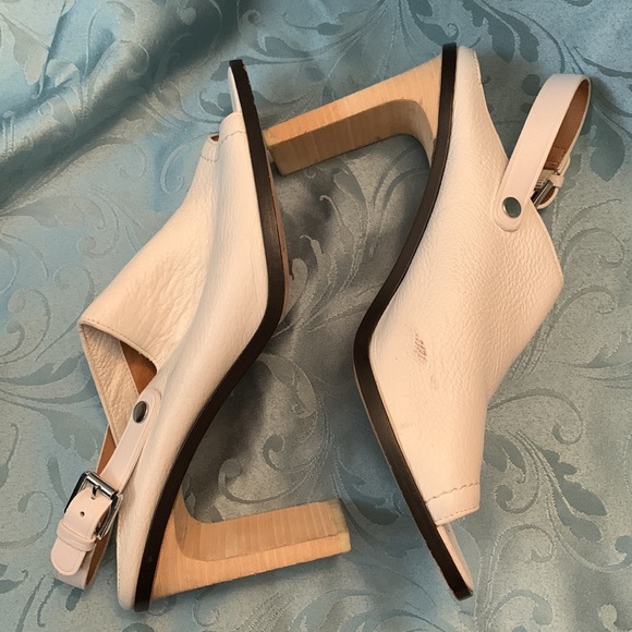 Coach Mule - Picture 3 of 9